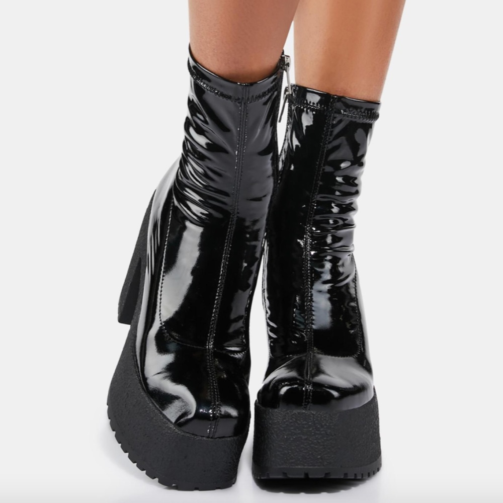 NEW Dolls Kill Patent Reflection Ankle Boots
